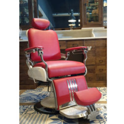 Barberstoel | Majesty | Rood | Kapperstoelen | Barbershop | Kappersmeubilair | Barberchairs